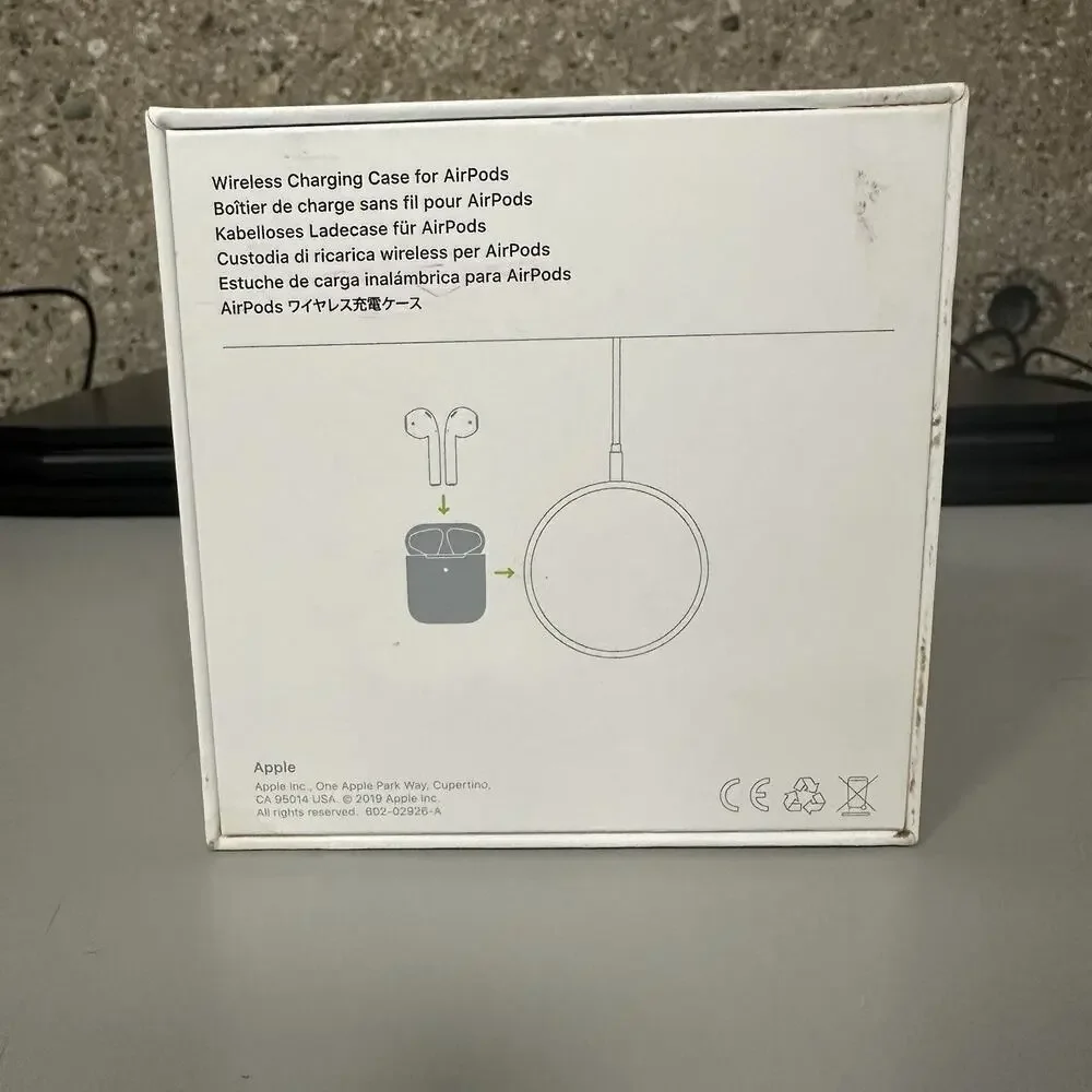 Apple Wireless Charging Case for Airpods Model A1938 1st-2nd Gen White